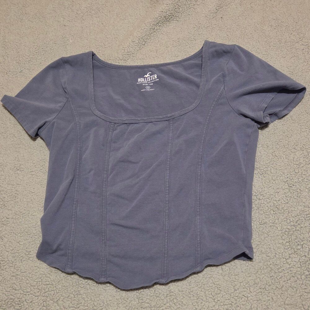 Hollister Baby Tee